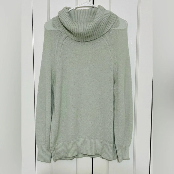 Toccin Cotton & Wool Blend Turtleneck Sweater - Picture 7 of 8